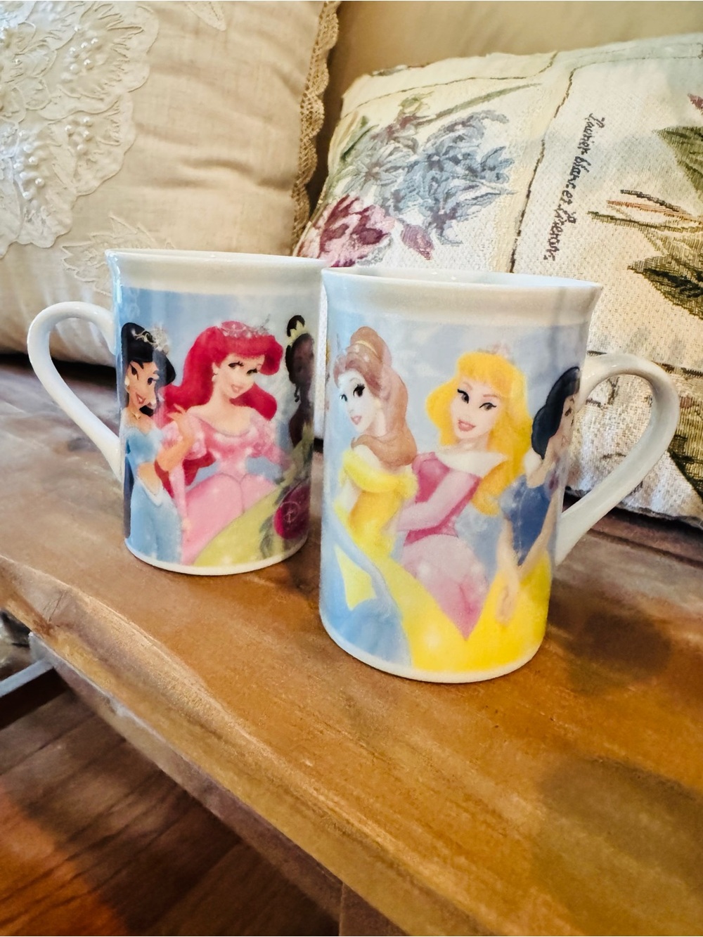 Walt Disney Princess Mugs 2010 Mug Snow White Cinderella‎ Belle Jasmine Aerial